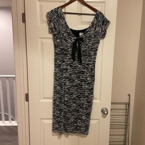 Betty Page bombshell dress, t-length, XXXL (16)